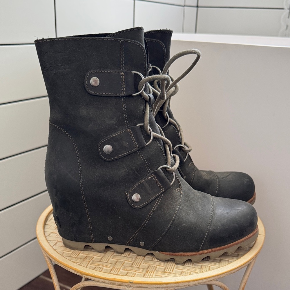 Sorel Black Lace Up Wedge Boots